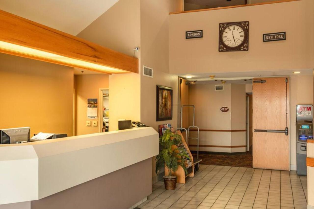 Oyo Hotel Lincoln Airport Ne, Hwy 80 Extérieur photo