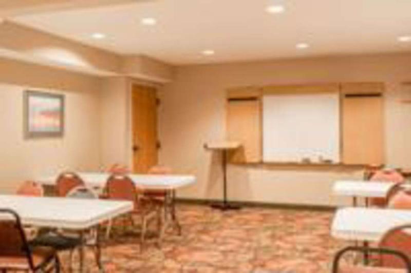 Oyo Hotel Lincoln Airport Ne, Hwy 80 Extérieur photo
